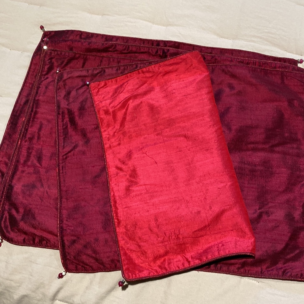 Set of 4 Crate & Barrel silk placemats